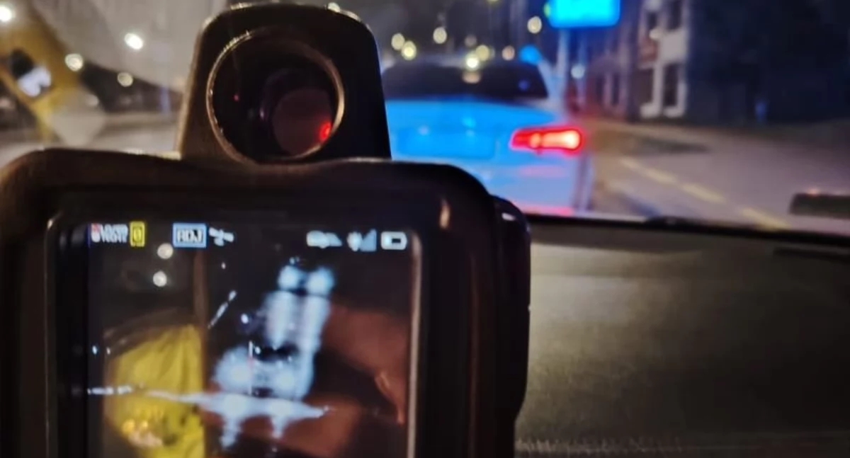 Kronika policyjna, Drogowi piraci zatrzymani Starachowicach terenie zabudowanym przekroczyli dozwoloną prędkość - zdjęcie, fotografia