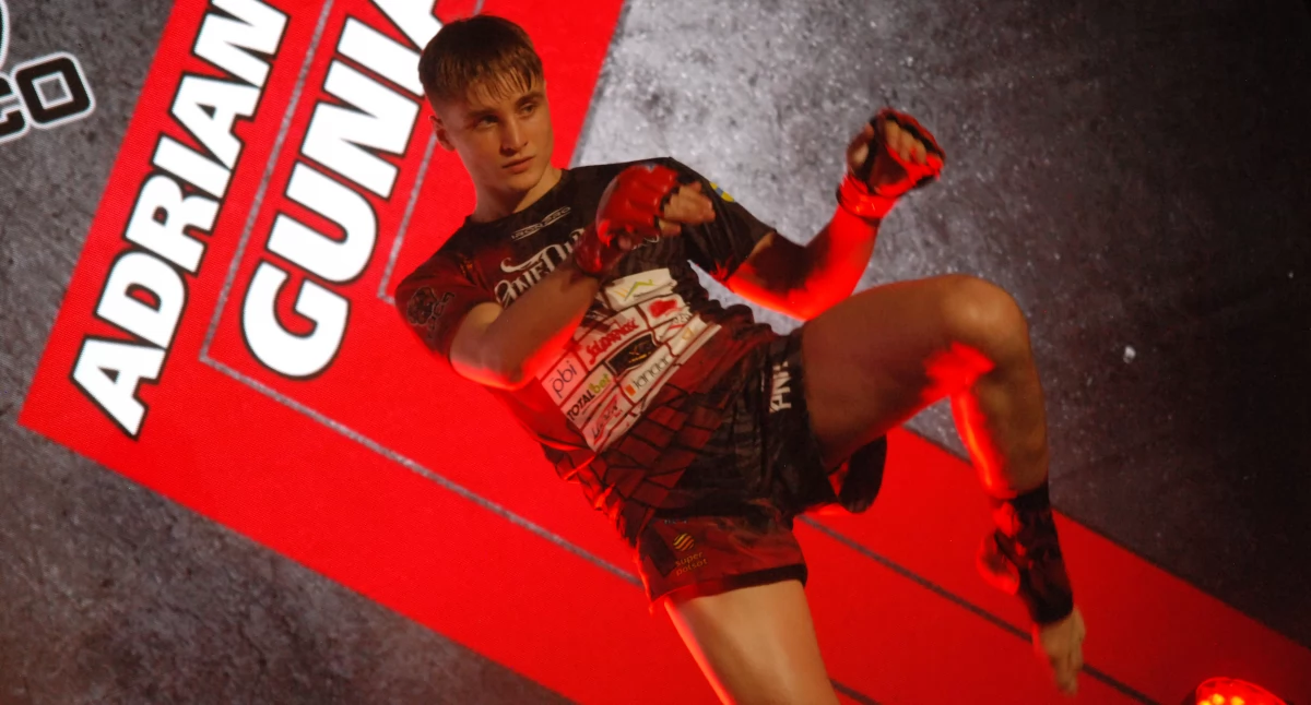 Sporty walki, Adrian Gunia styczniu ponownie ringu Wychowanek Dragona Starachowice wystąpi Punch Ostrowcu - zdjęcie, fotografia