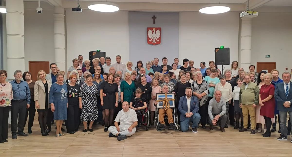 Organizacje pozarządowe, Andrzejkowa biesiada stowarzyszenia Niepełnosprawni Starachowicach Zabawa była przednia - zdjęcie, fotografia