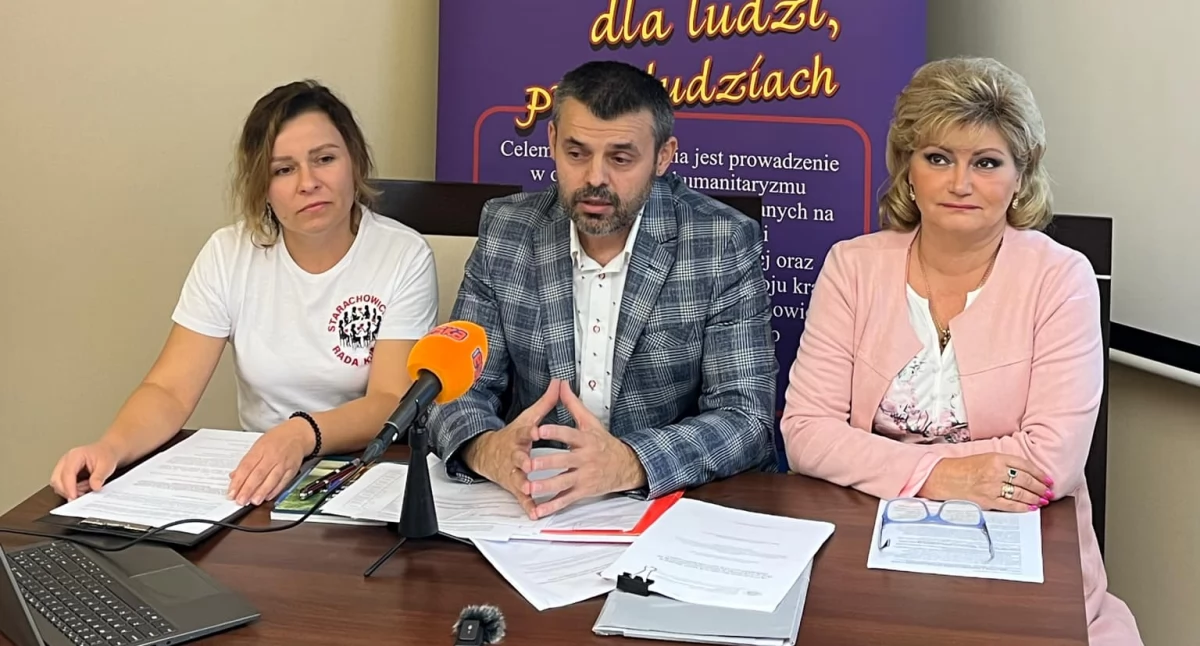 Podczas konferencji prasowej 9 października członkowie SWS poruszali sprawę konsultacji społecznych 