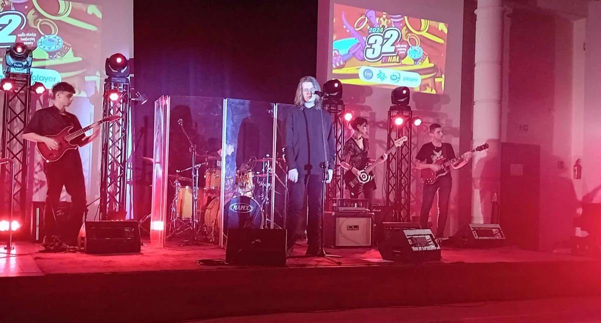 Zespół DAMON podczas ubiegłorocznego finału WOŚP w Starachowicach