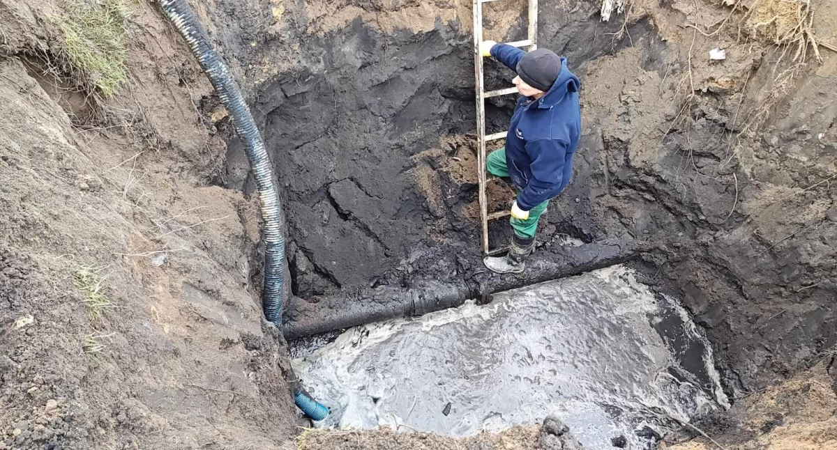 Interwencje, Awaria ujęciu Rataje zażegnana Wąchock powoli wraca - zdjęcie, fotografia