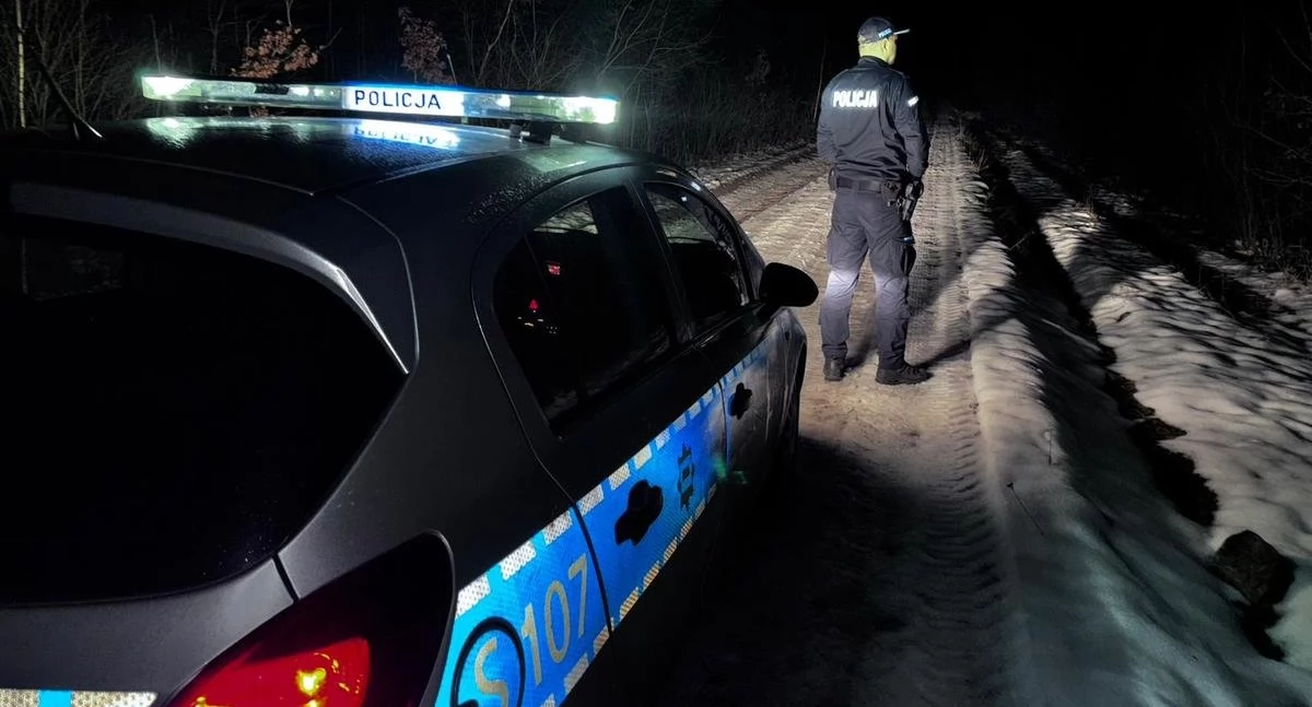 Zaginieni, Policja uratowała latka Poszukiwali funkcjonariusze Starachowic Skarżyska Kamiennej Bodzentyna - zdjęcie, fotografia