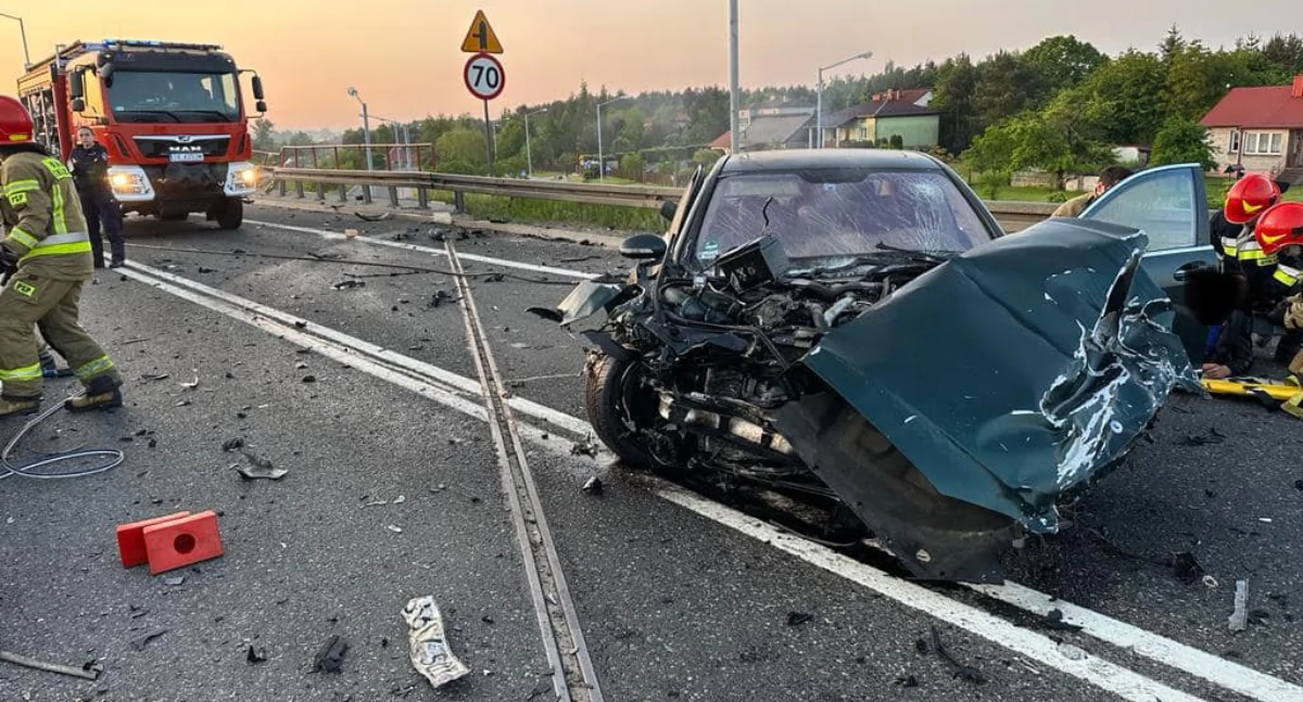 Wypadki drogowe, więzienia sprawcy śmiertelnego wypadku Zginęła rodzina pochodząca gminy Pawłów - zdjęcie, fotografia
