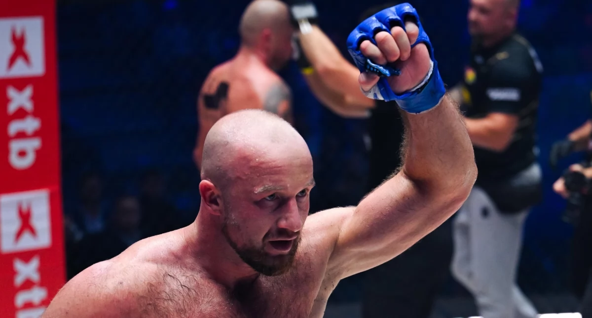 Sporty walki, Dawid Kasperski czeka kolejnego rywala Kontuzja storpedowała plany starachowickiego fightera - zdjęcie, fotografia