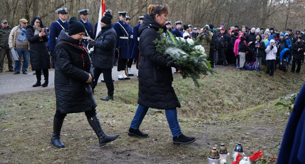Wydarzenia, Złaz Turystyczny Szlakami Powstańców Styczniowych Chwała Bohaterom którzy walczyli mroźną zimę - zdjęcie, fotografia