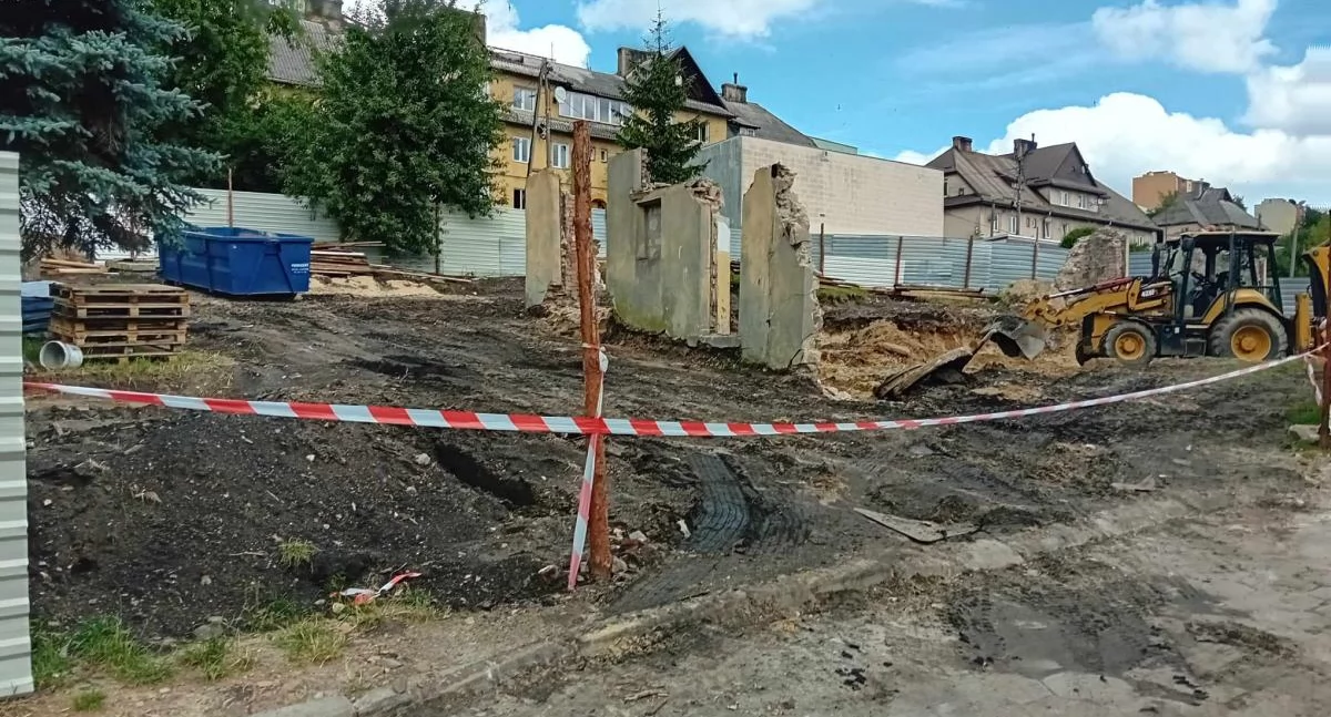Prace przy ul. Widok rozpoczęły się latem ub. roku...