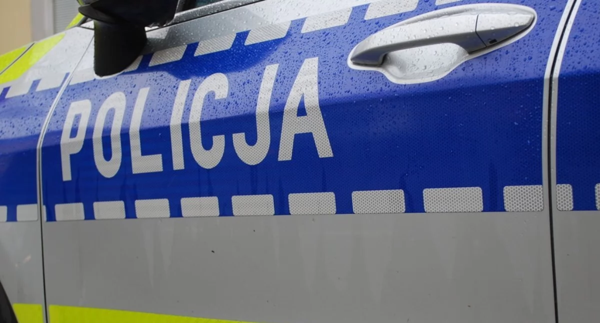 Kronika policyjna, Kradzież drogerii Starachowicach Sprawca ukradł maszynki golenia - zdjęcie, fotografia