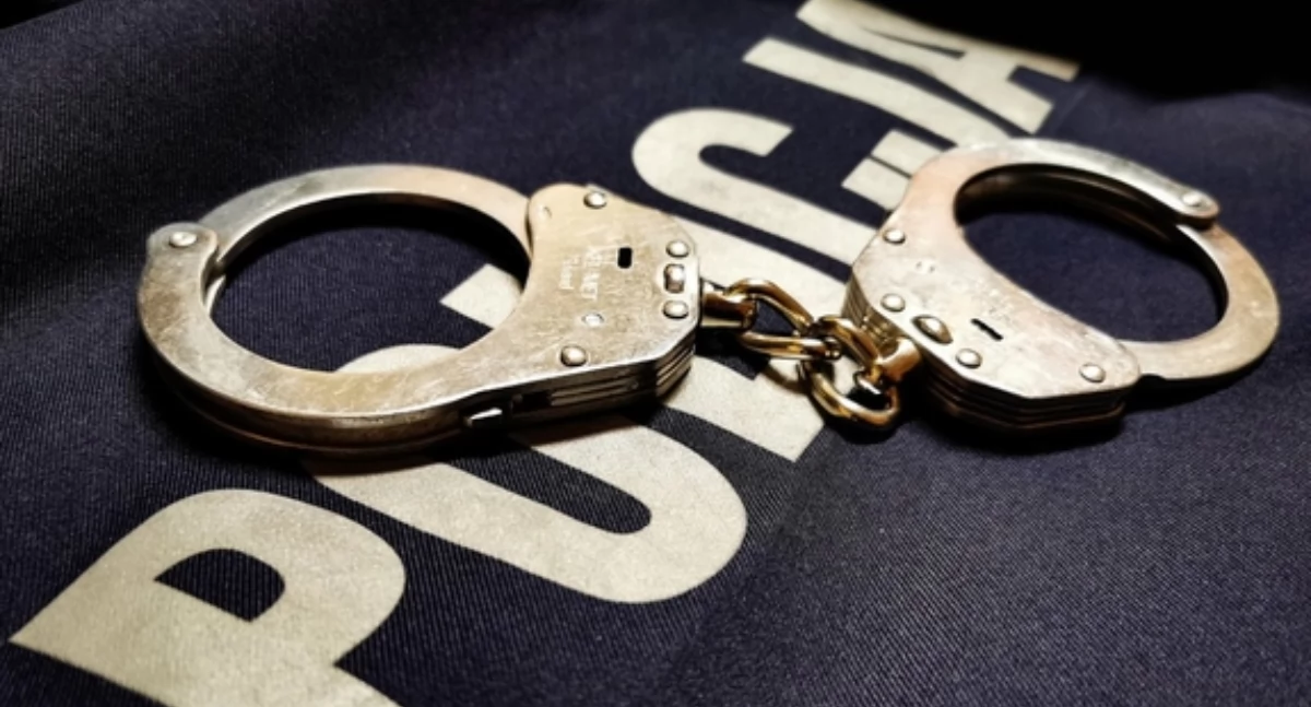 Kronika policyjna, Policjantka służbie rozpoznała złodzieja Zatrzymano dwóch mężczyzn - zdjęcie, fotografia