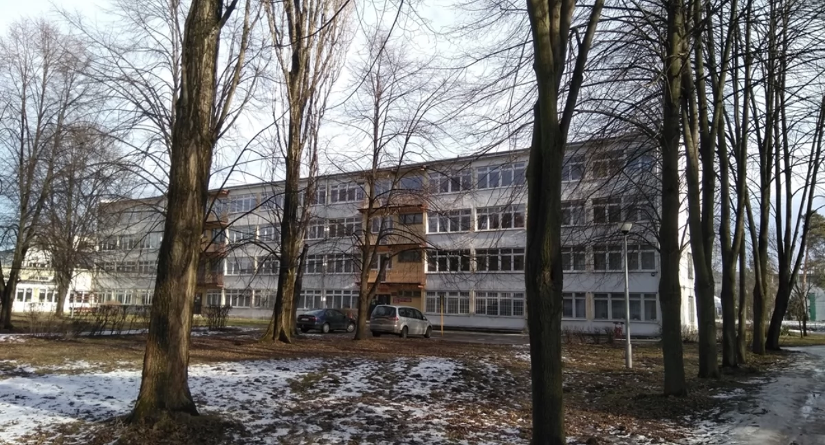 Placówka Opiekuńczo-Wychowawcza działa przy ul. Radomskiej w Starachowicach