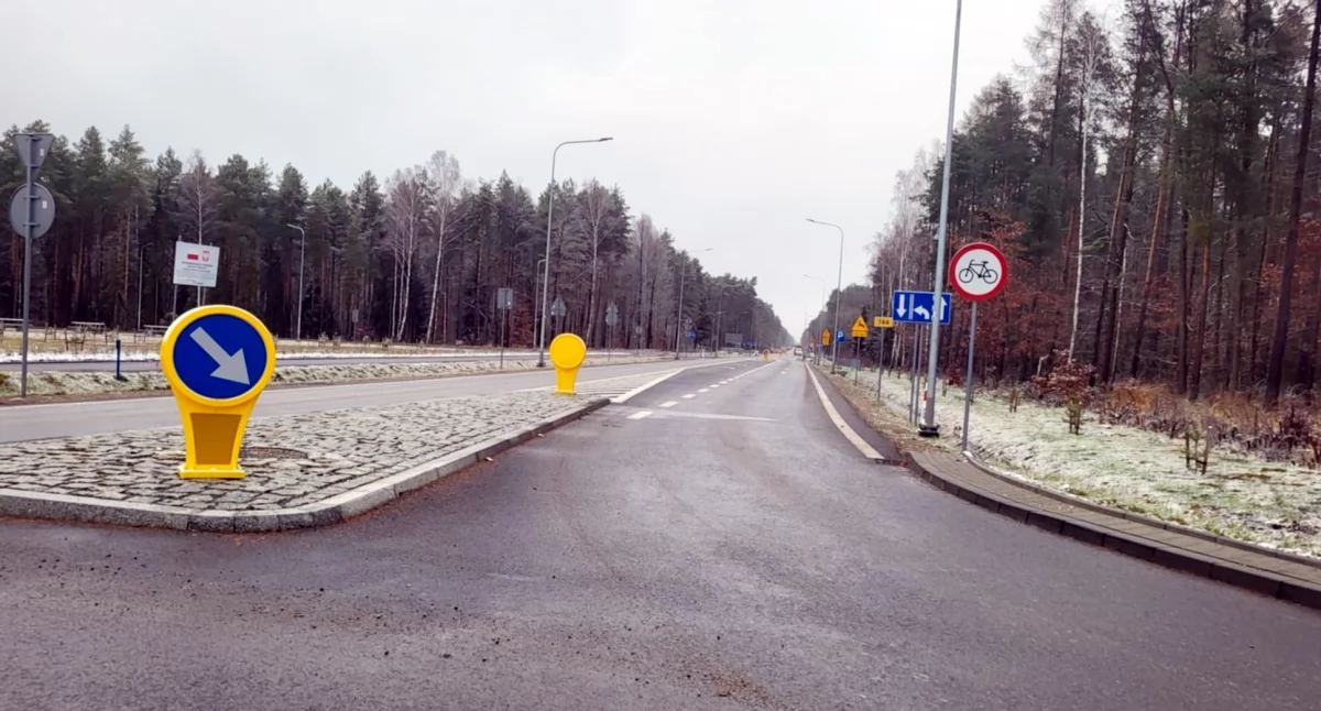 Póki co do września zamknięty pozostaje odcinek drogi ze Starahcowic w kierunku Tychowa Starego