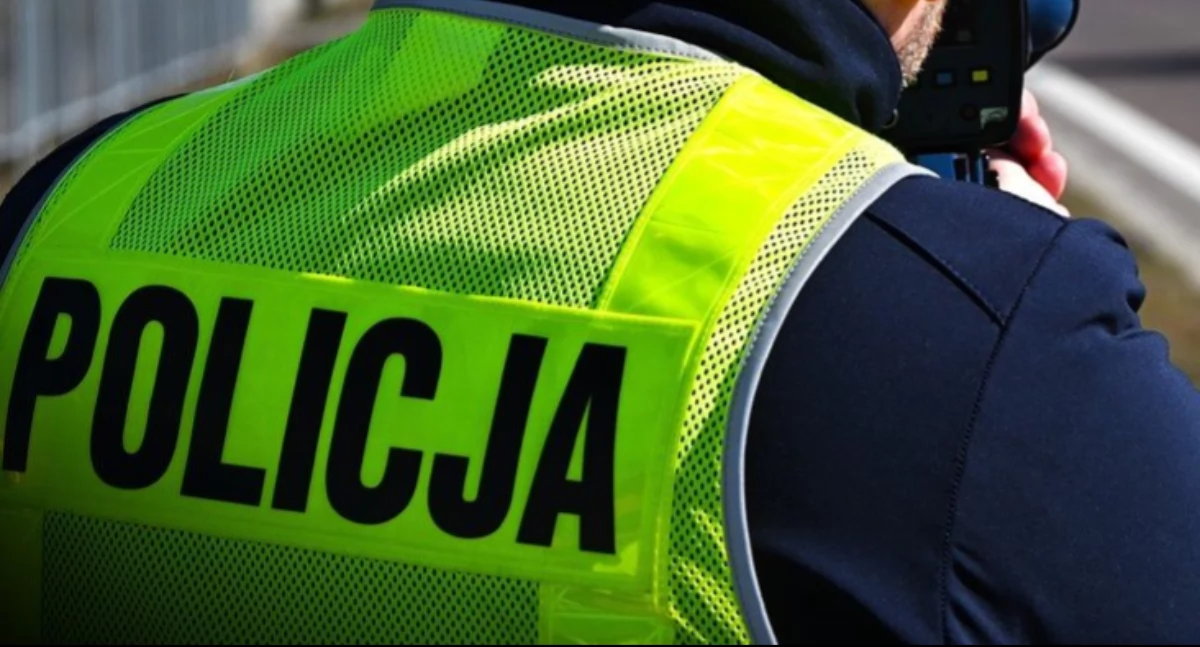 Wypadki drogowe, Kolizja Starachowicach Kierowca pouczony przez policjantów - zdjęcie, fotografia