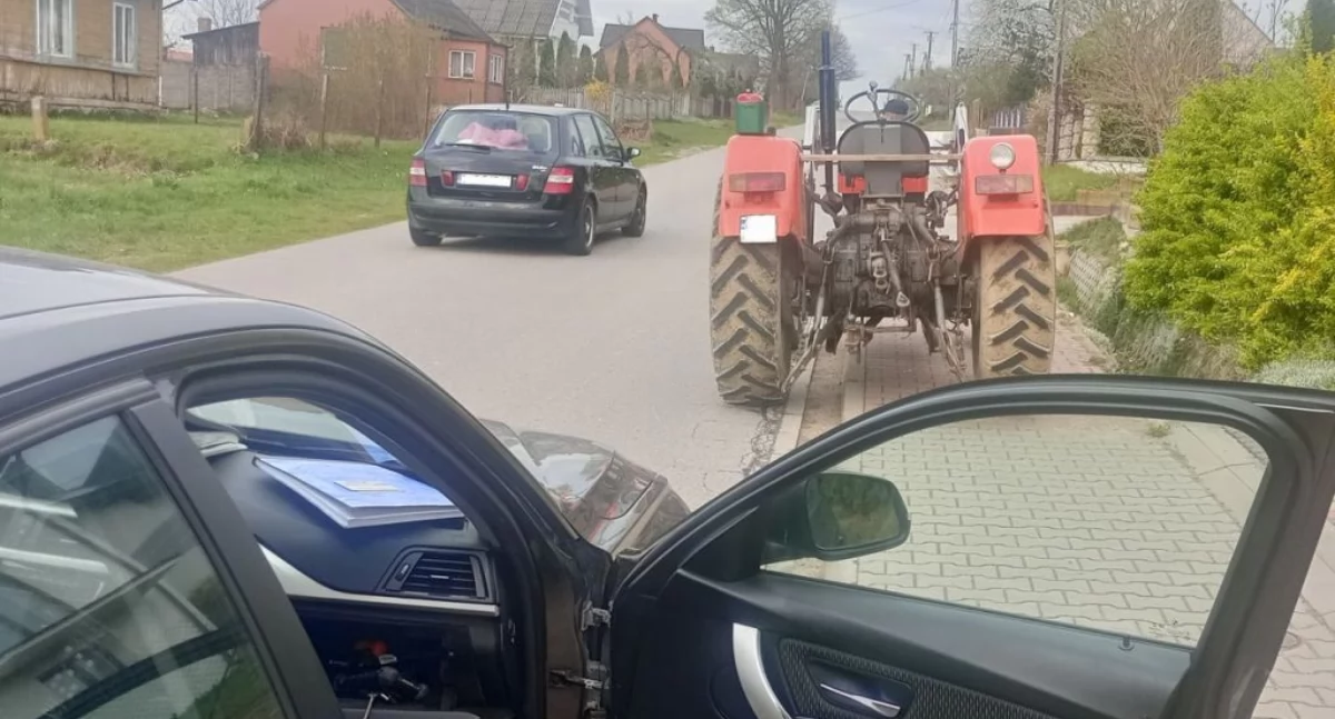 Kronika policyjna, Nietrzeźwy latek kierował ciągnikiem rolniczym Zatrzymany przez starachowicką drogówkę - zdjęcie, fotografia