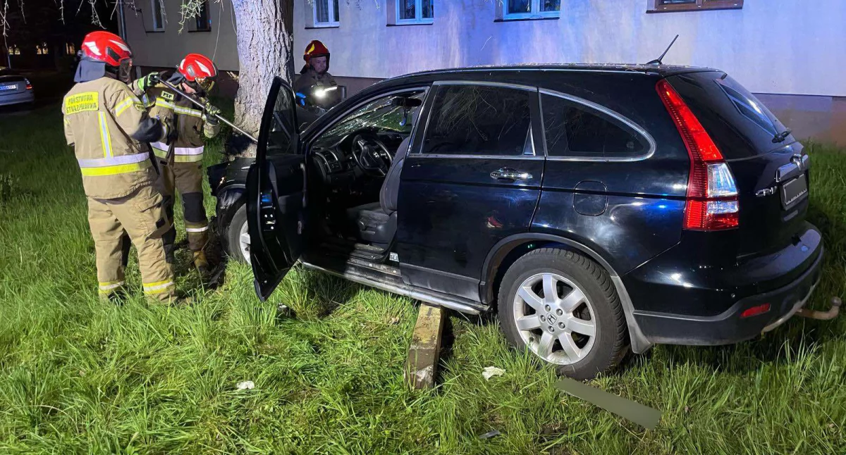 Wypadki drogowe, Poważny wypadek Starachowicach Pasażer hondy uciekł miejsca zdarzenia kierowca szpitalu - zdjęcie, fotografia