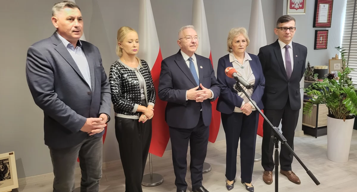 Wybory, Poseł Lipiec podziękował głosy zaapelował słuszny wybór drugiej turze - zdjęcie, fotografia