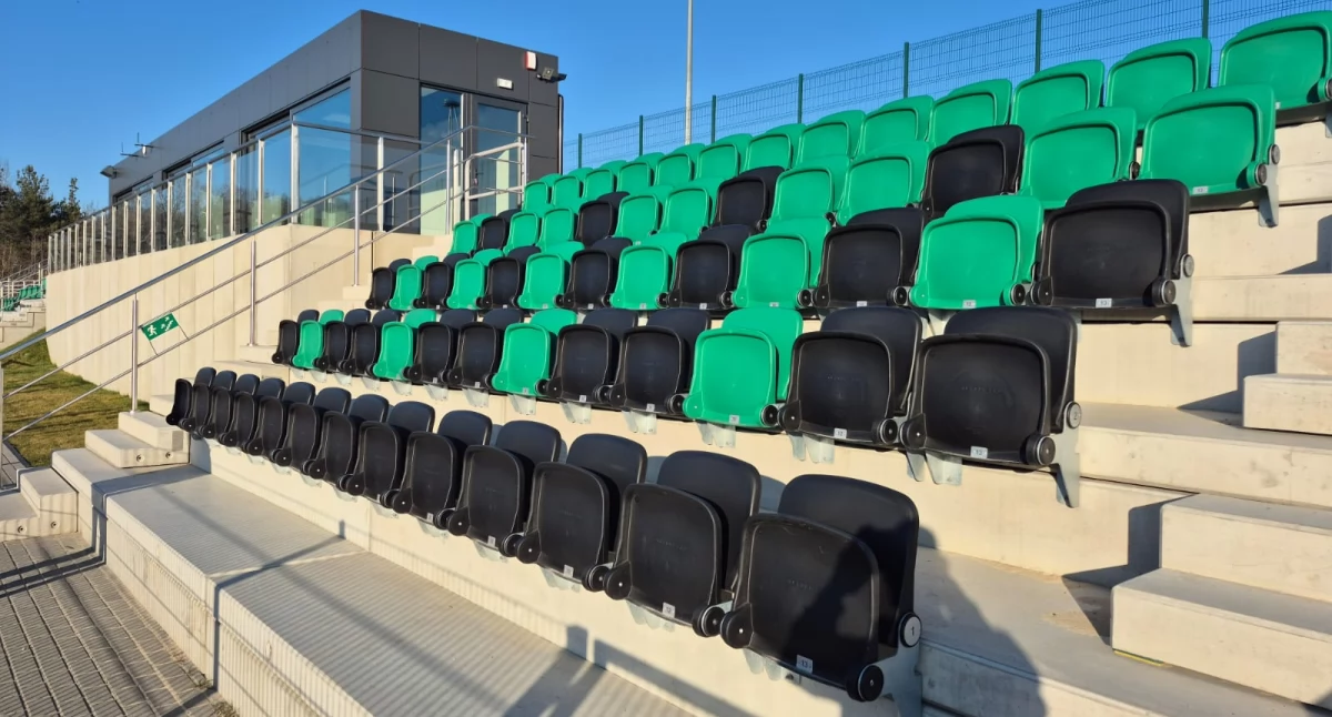 Piłka nożna, Otwarcie stadionu Starachowicach coraz bliżej poniedziałek konferencja prasowa zapowiadająca wydarzenie - zdjęcie, fotografia