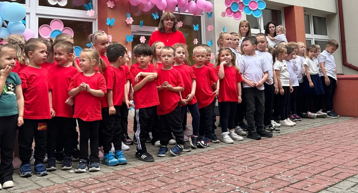 Imprezy plenerowe, Rodzinny dzień pełen radości Przedszkolu Miejskim Starachowicach! - zdjęcie, fotografia