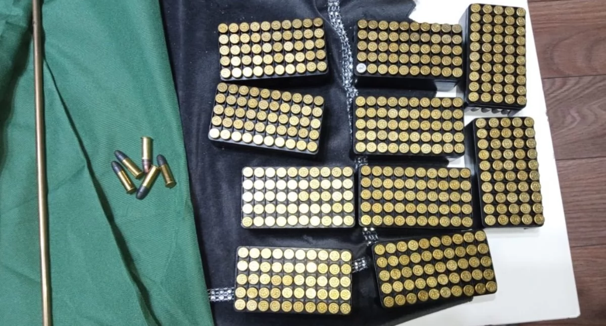 Nielegalny arsenał na posesji 46-latka z powiatu starachowickiego. Grozi mu 8 lat więzienia