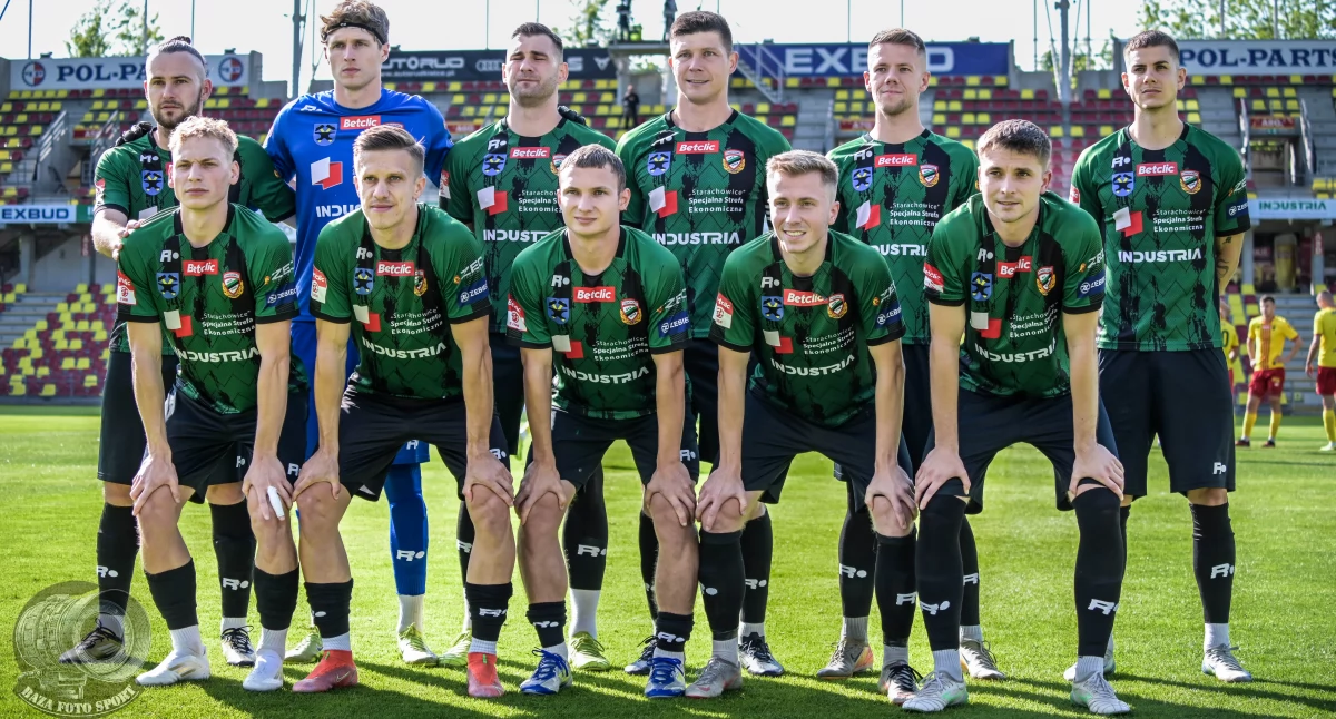 Piłka nożna, Finał Starachowice Korona Kielce galeria zdjęć! - zdjęcie, fotografia