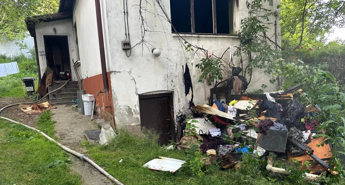 Straż Pożarna, Wybuch Iłżeckiej Starachowicach Jedna osoba poważnie ranna - zdjęcie, fotografia