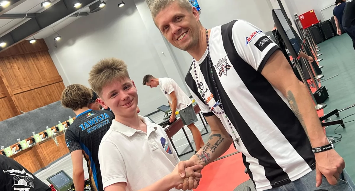 Inne sporty, Franciszek Kępa czołówce Pucharu Polski strzelectwie sportowym Ponad zawodników rywalizowało Starachowicach - zdjęcie, fotografia