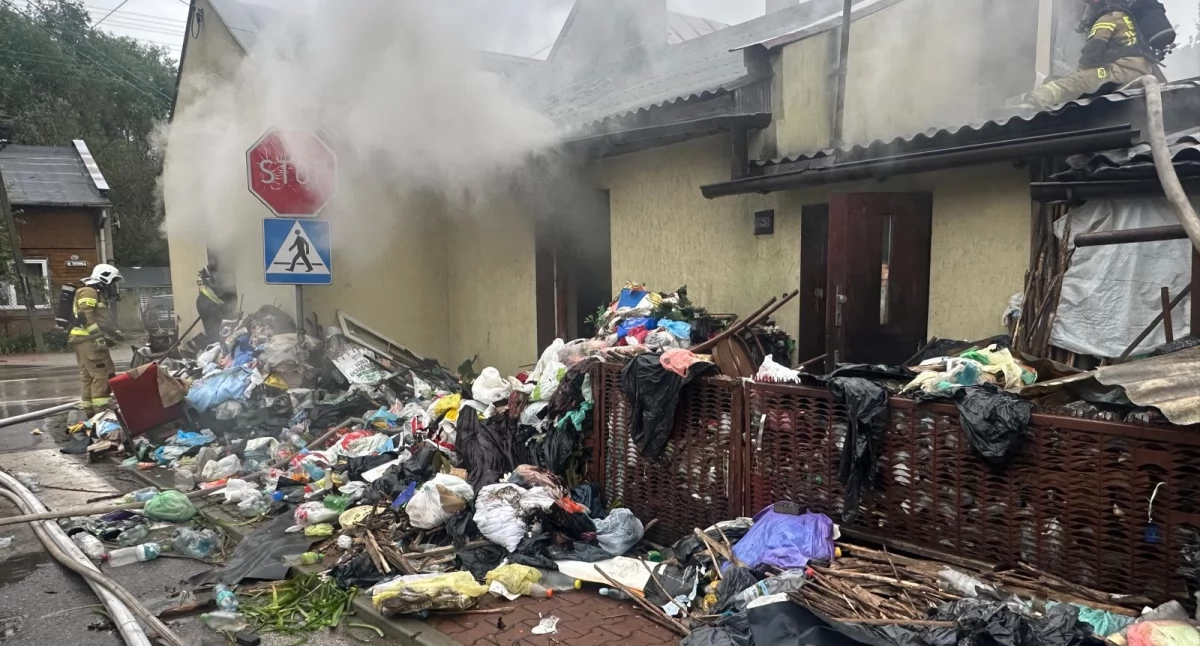 Pożary, Pożar ulicy Bocznej Starachowicach Kobieta trafiła szpitala przeżył - zdjęcie, fotografia