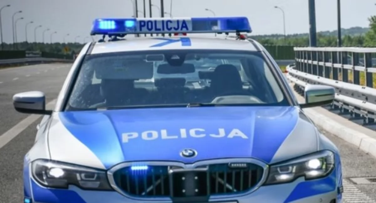 Kronika policyjna, Starachowiccy policjanci pomogli rodzącej dotrzeć szpitala Liczyła każda minuta - zdjęcie, fotografia