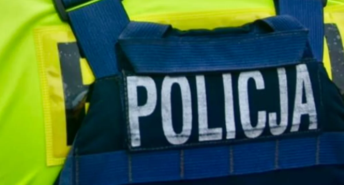 Znieważył policjanta i naruszył jego nietykalność cielesną. Pijany starachowiczanin zatrzymany po awanturze domowej