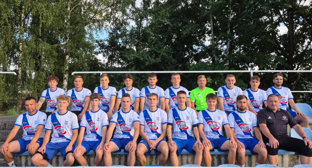 Piłka nożna, Kamienna Brody uległa Koronie Kielce  Gospodarze bólu skuteczni - zdjęcie, fotografia