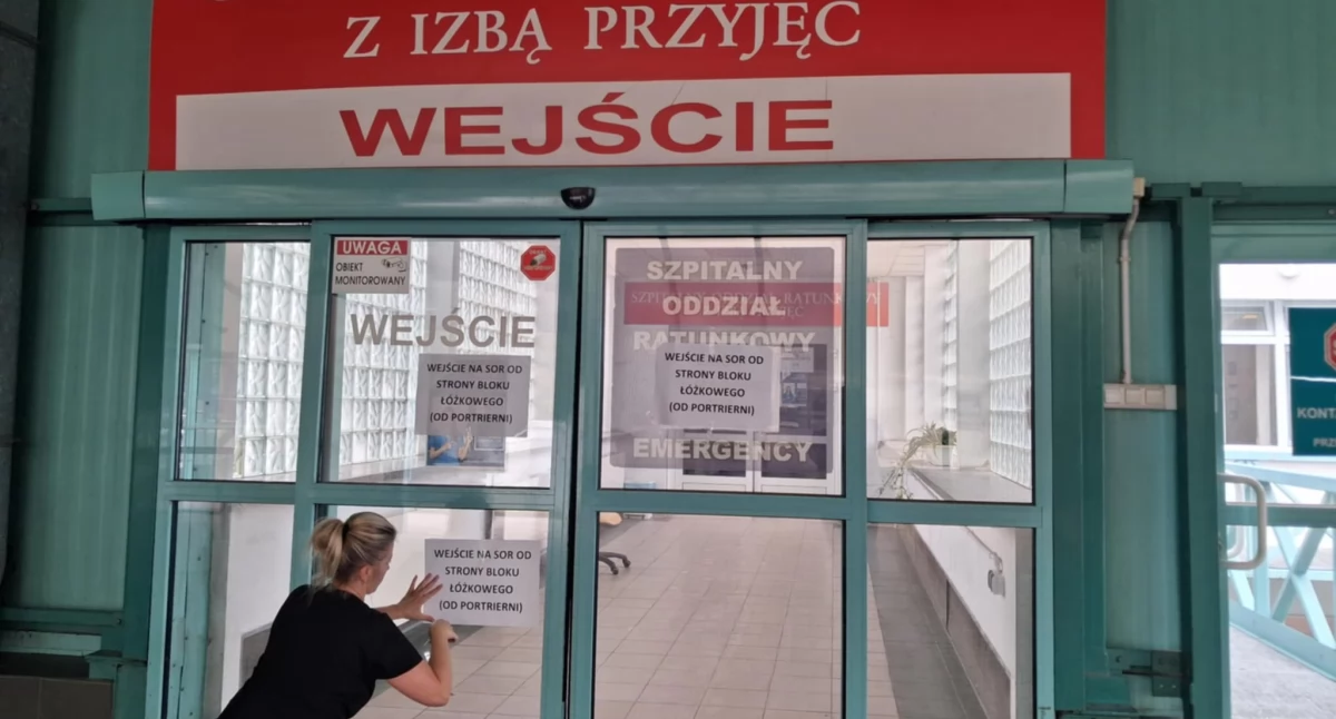 Zdrowie, remoncie wejście bloku łóżkowego - zdjęcie, fotografia