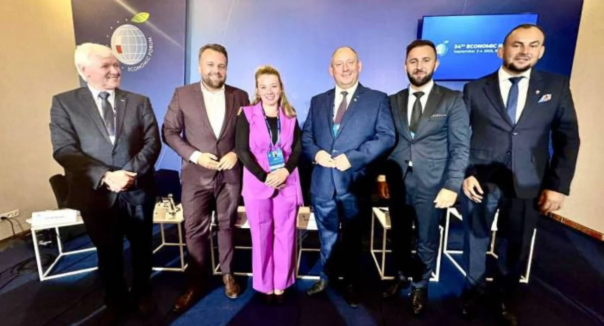 Samorządowcy, Głos Starachowic Forum Ekonomicznym Karpaczu - zdjęcie, fotografia