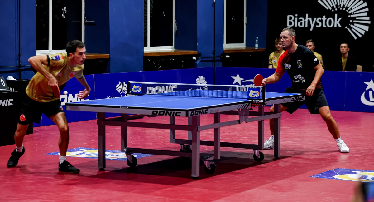 Inne sporty, Polonia Wąchock pierwszym triumfem LOTTO Superlidze Świetny start beniaminka - zdjęcie, fotografia