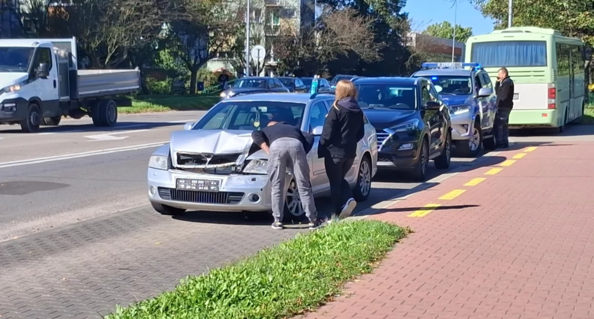 Do zdarzenia doszło przy Al. Armii Krajowej