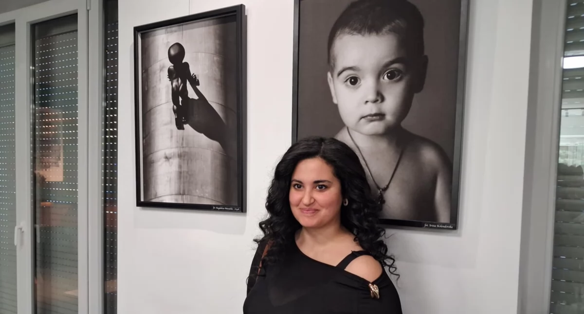 Wydarzenia, Wernisaż fotografii Miejskiej Bibliotece Publicznej spotkanie twórcami sztuką - zdjęcie, fotografia