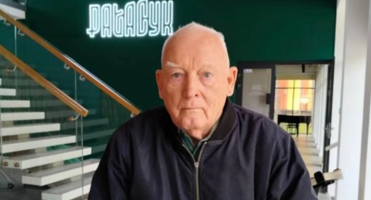 Henryk Madejski ur. w 1940 roku, pochodzi z miejscowości Płósy w gm. Rzeczniów, ukończył Szkołę Podstawową w Pasztowej Wioli, LO w Iłży, Akademię Medyczną w Białymstoku. 