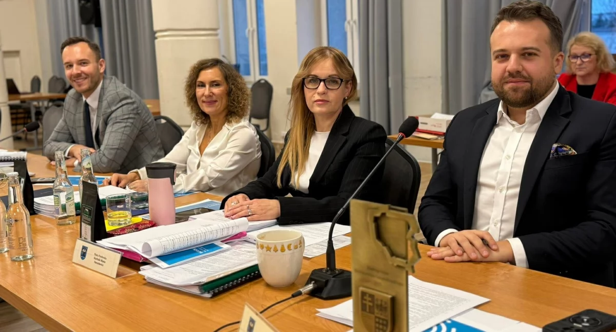 Konkursy, Starachowice liderem Rankingu Regionu Świętokrzyskiego - zdjęcie, fotografia