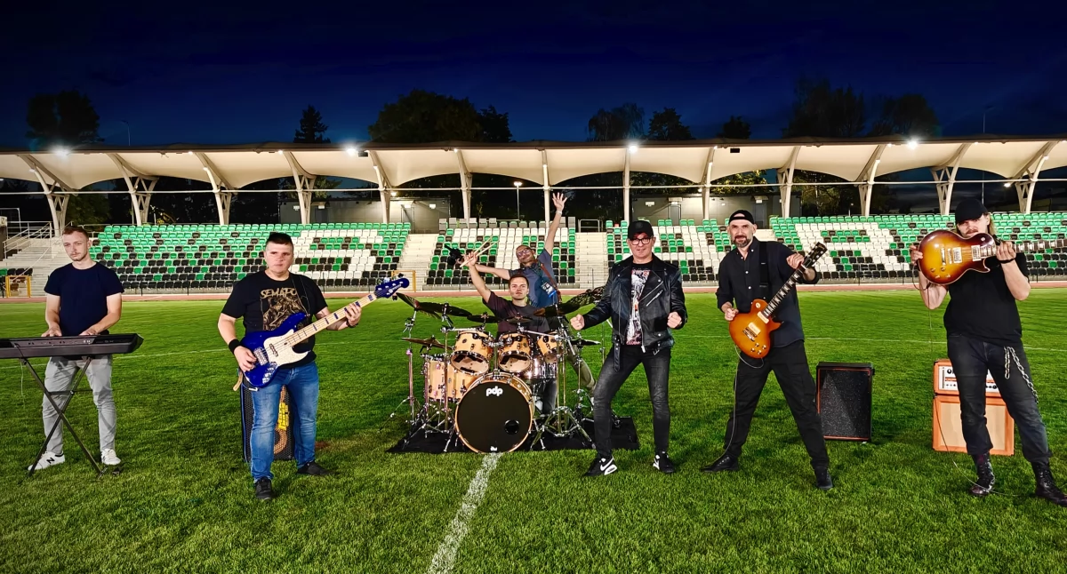 Muzyka, miasto Najnowszy singiel teledysk zespołu MDRUMMER - zdjęcie, fotografia