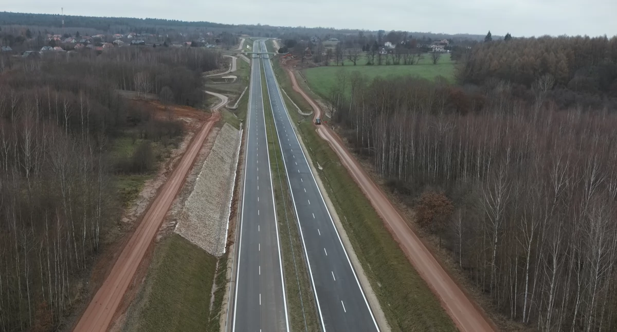 Inwestycje, organizacja ruchu obwodnicy Wąchocka Wielka zmiana Wielkiej - zdjęcie, fotografia