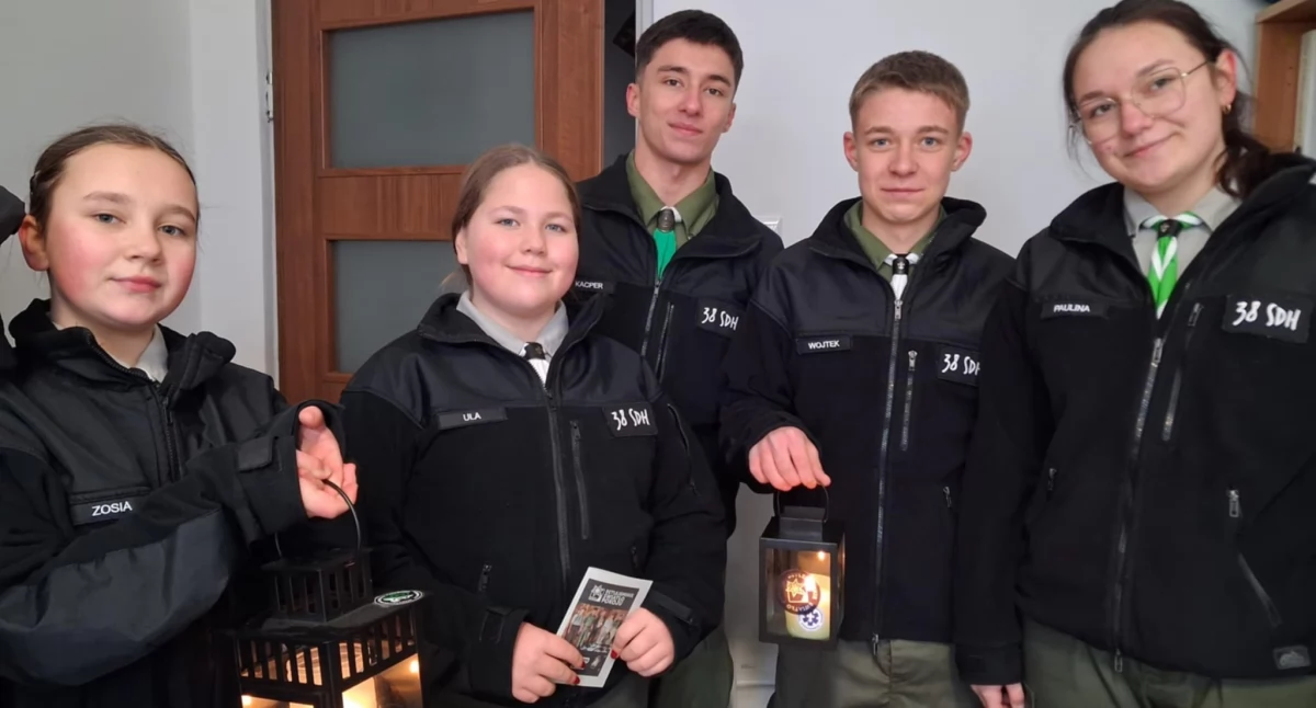 Organizacje pozarządowe, Harcerze redakcji Tygodnika Starachowickiego - zdjęcie, fotografia