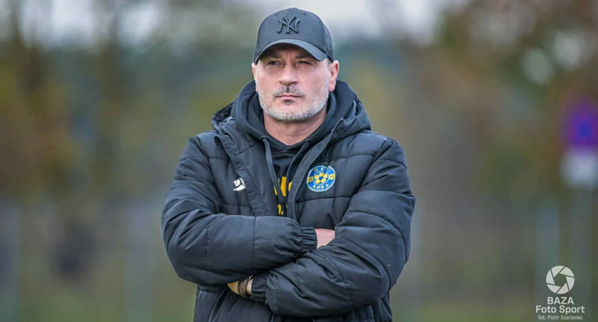 Trener Arki Arkadiusz Bilski. Fot Piotr Szaraniec Baza Foto Sport