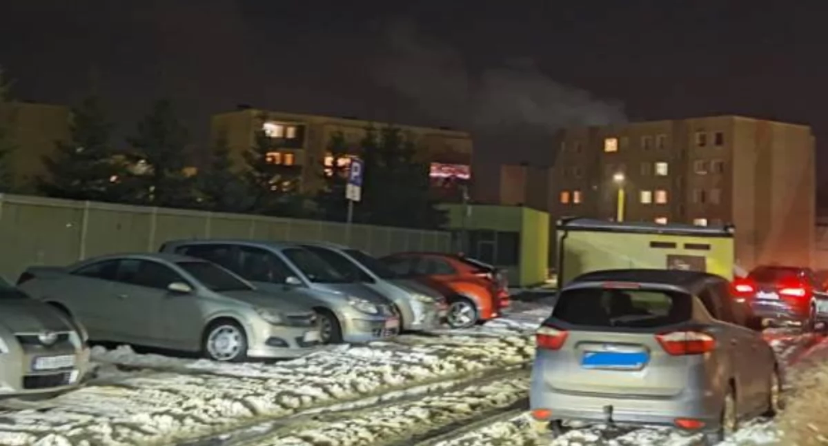 Interwencje, Czytelnicy interweniują śmierdzi Starachowicach - zdjęcie, fotografia