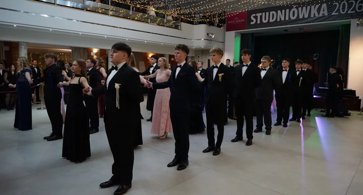 Wydarzenia, młodości dojrzałości czyli Studniówka Hotelu Europa - zdjęcie, fotografia