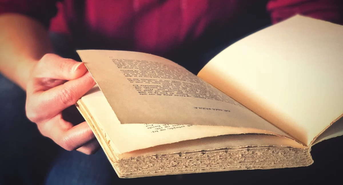 Materiały promocyjne, zaskakujące lektury szkolne które warto przeczytać - zdjęcie, fotografia