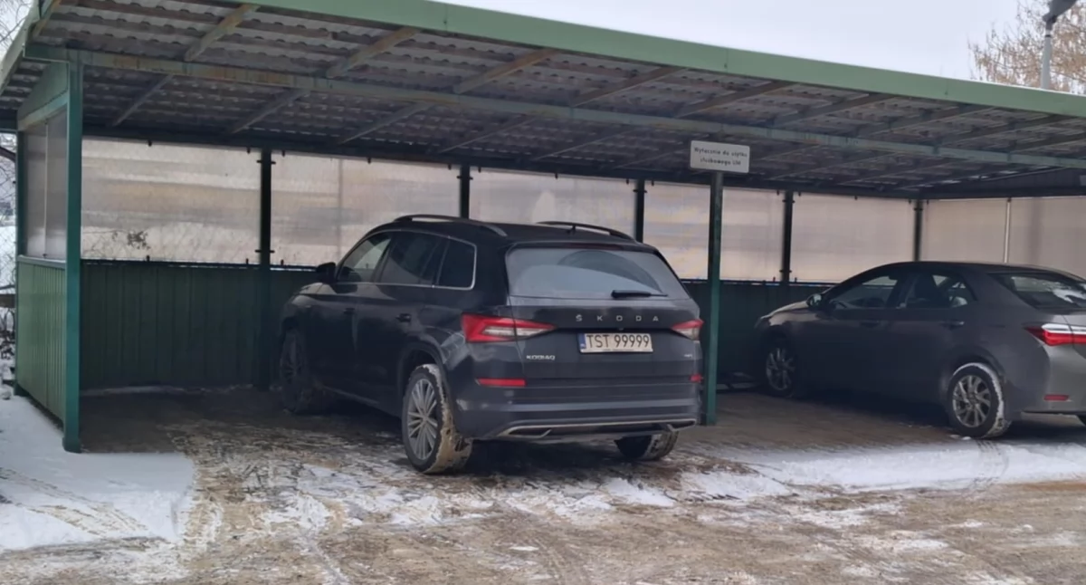 Do korzystania z samochodu służbowego uprawniony jest każdy pracownik posiadający aktualne badania psychologiczne dla kierowców 