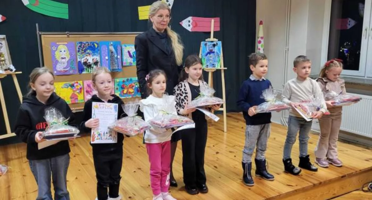 Laureaci Złotych Kredek z Beatą Nowak 