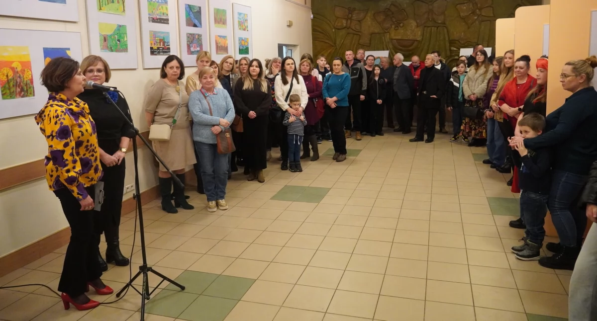 Wydarzenia, Talenty uczniów Starachowicach wernisażu twórczość popisy artystyczne - zdjęcie, fotografia