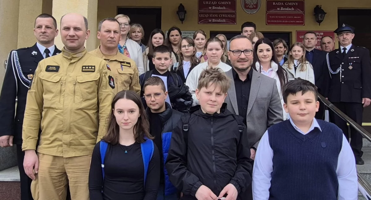 Straż Pożarna, Turniej Wiedzy Pożarniczej Brody najlepsi uczniowie pojadą powiatowy - zdjęcie, fotografia