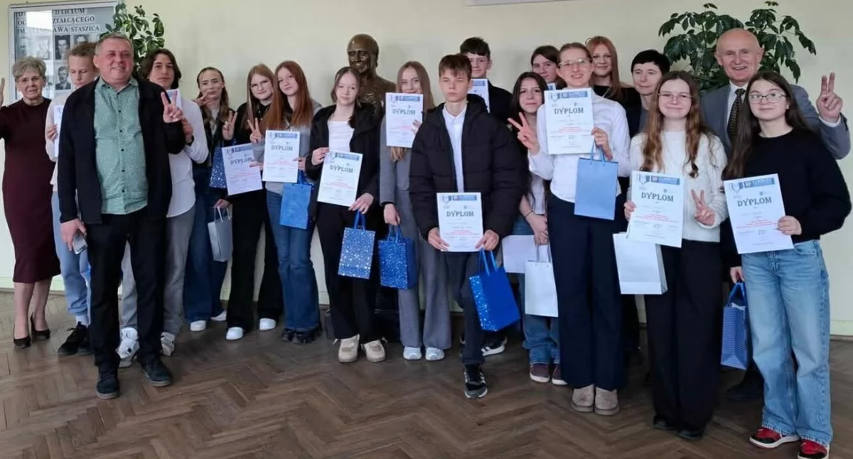 Konkursy, Królowa straszna Matematyczny turniej rozstrzygnięty! - zdjęcie, fotografia