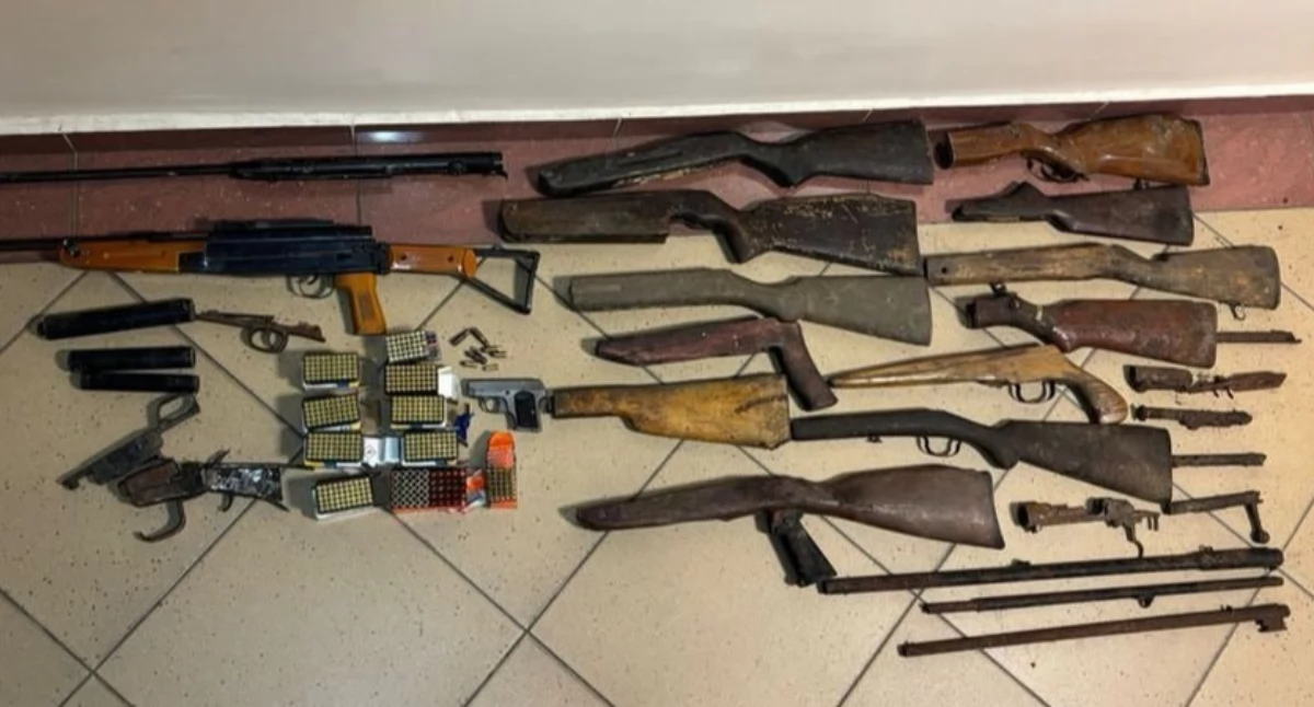 Zatrzymana broń. Fot. Świętokrzyska Policja