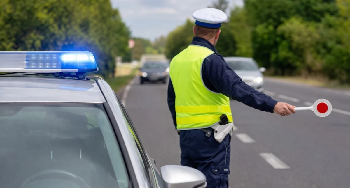 Kronika policyjna, Świąteczny weekend drogach regionu Jeden wypadek śmiertelny dziesiątki kolizji - zdjęcie, fotografia